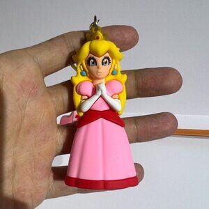 Mario - Princess Keychain